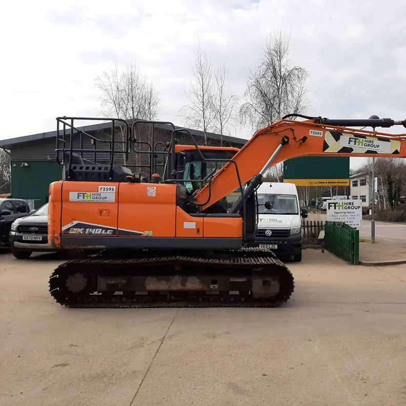 14T Excavator Doosan DX140LC 2022